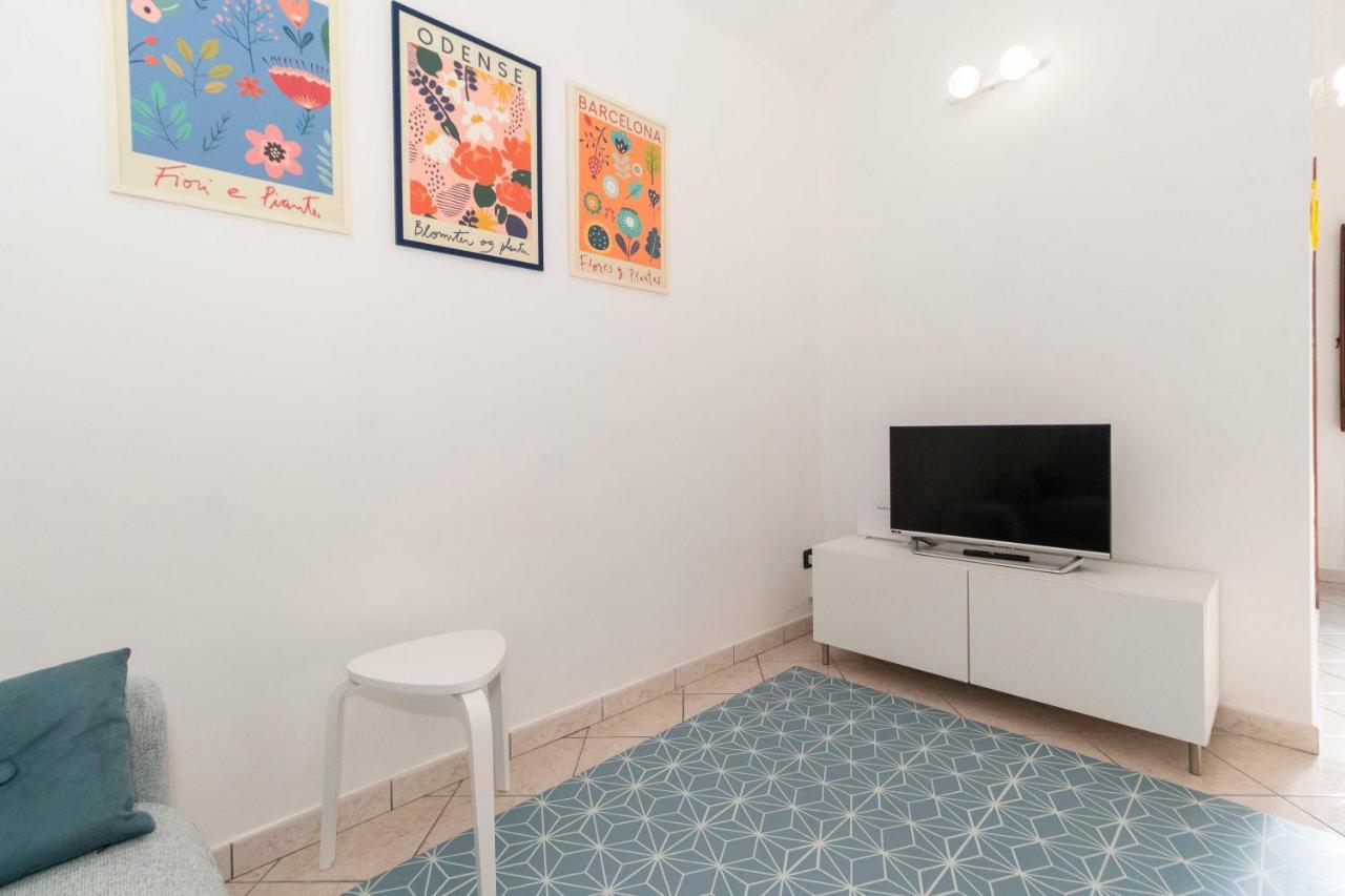Appartement Colourful Flat San Donato à Turin Extérieur photo