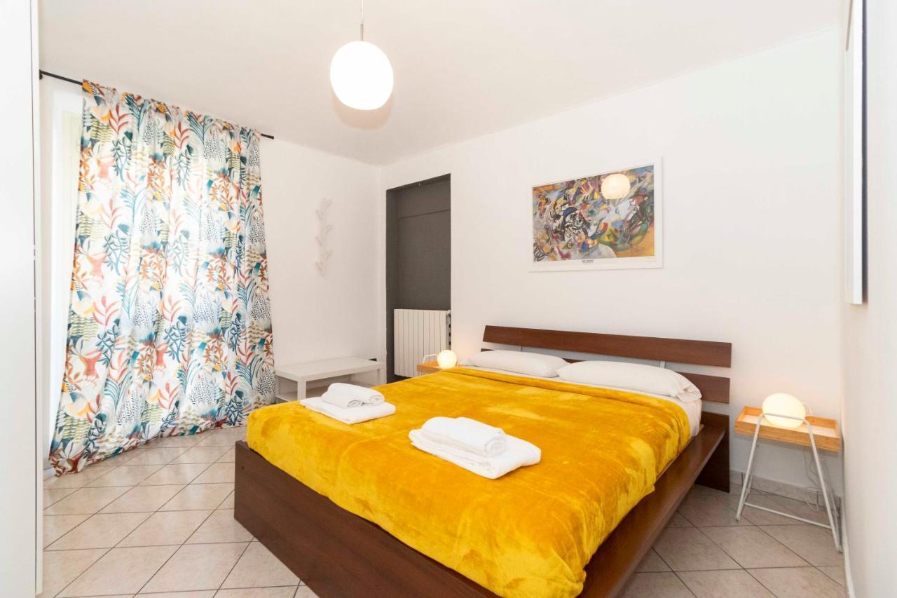 Appartement Colourful Flat San Donato à Turin Extérieur photo