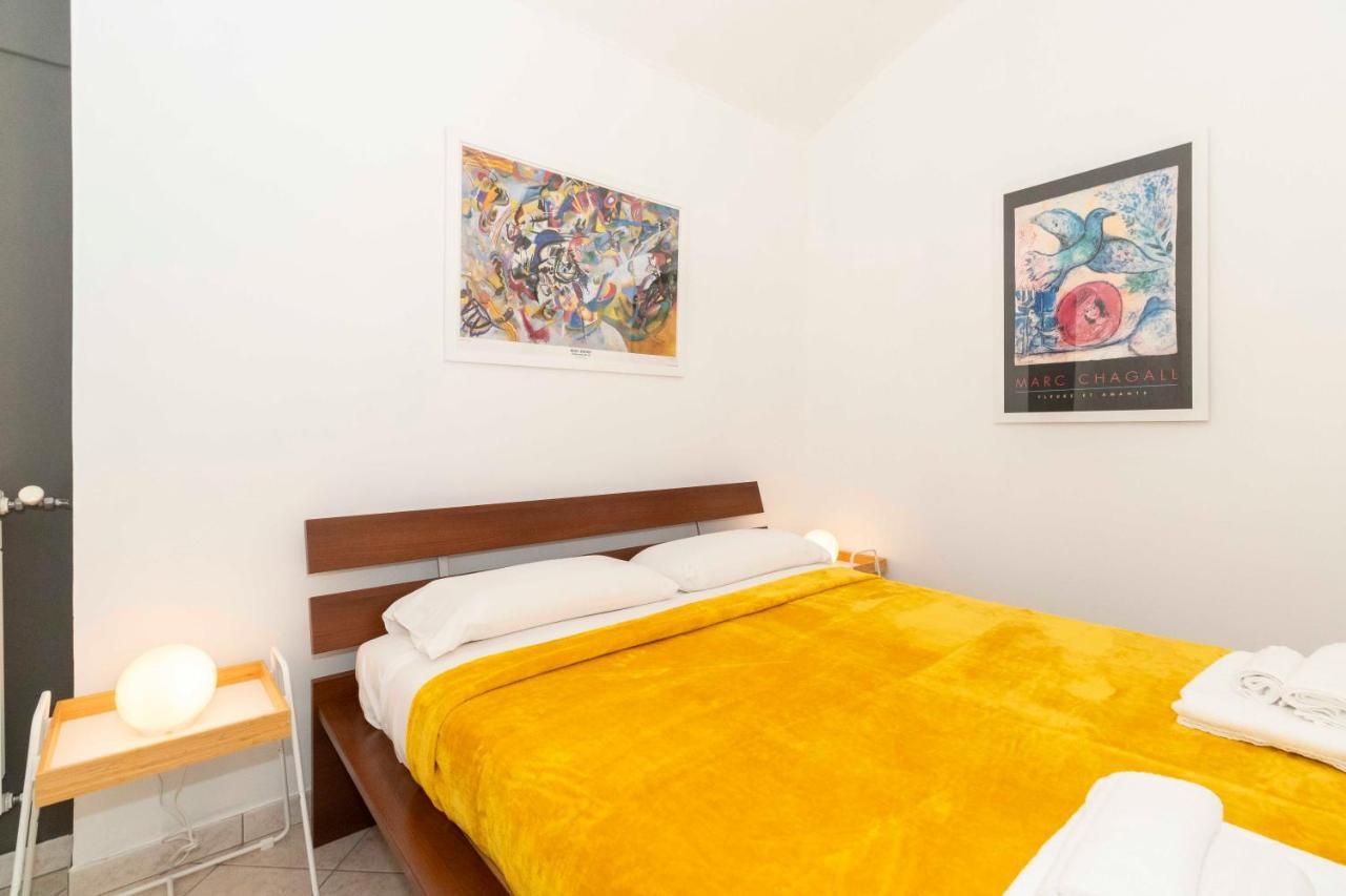 Appartement Colourful Flat San Donato à Turin Extérieur photo
