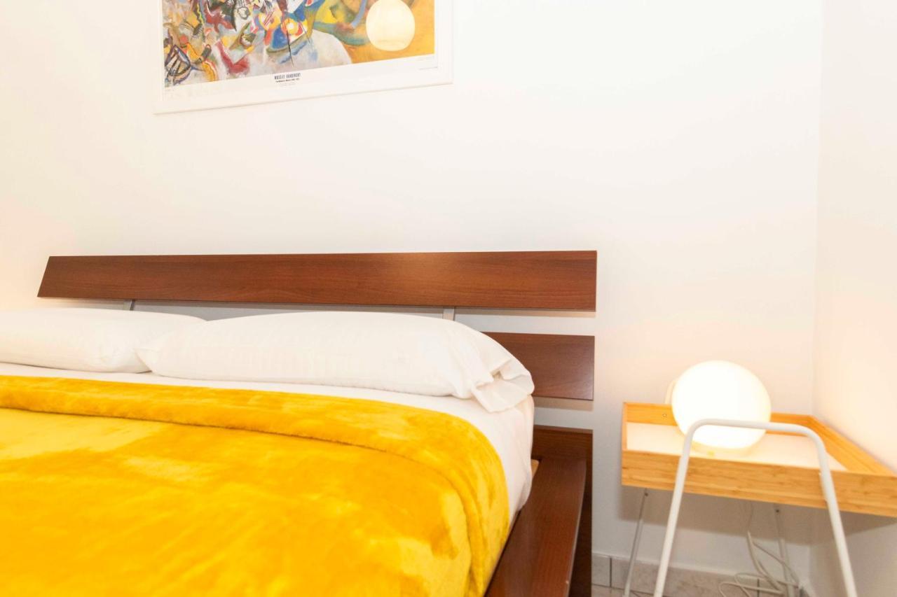 Appartement Colourful Flat San Donato à Turin Extérieur photo